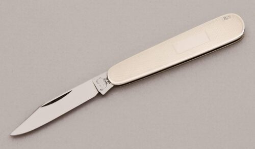Hen & Rooster Model 104 Baby Barlow with 925 Sterling Silver Scales handle material - Obverse Side - Item #KLC12869