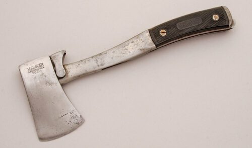 Marble's Knives No. 2 1/2 Safety Axe with Black Molded Scales handle material - Obverse Side - Item #KLC13055