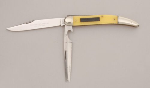 Schrade Cutlery #208 Fisherman's Special with Yellow Delrin Handle Scales handle material - Obverse Side - Item #KLC13204