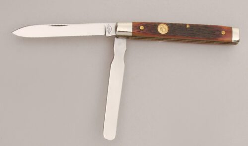 Canal Street Cutlery Doctor's Knife with Amber Jigged Bone Scales handle material - Obverse Side - Item #KLC13211
