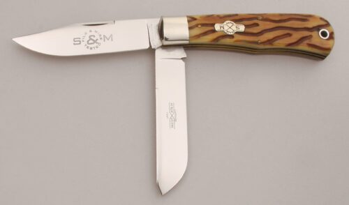 Schatt & Morgan 04213T Mountain Man Trapper with Worm Groove Amber Bone Scales handle material - Obverse Side - Item #KLC13442