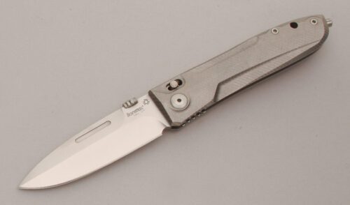 LionSteel 8710 Big Daghetta with Textured Titanium Frame handle material - Obverse Side - Item #KLC13474