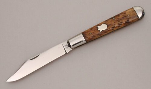 John Primble Large Jack with Jigged Bone Scales handle material - Obverse Side - Item #KLC13627