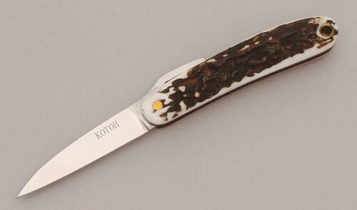 Kotoh Yoshimi Custom Friction Folder with Stag Handle Scales handle material - Obverse Side - Item #KLC13653