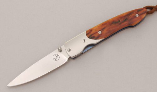 William Henry Knives T10 A Linerlock Folder with Amber Jigged Bone Scales handle material - Obverse Side - Item #KLC13669
