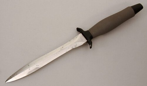 Gerber Knives Mark II with Gray & Black Cat's Tongue handle material - Obverse Side - Item #KLC13683