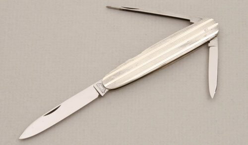 Bruckmann Knives Lobster Pen Knife with 800 Silver Embossed Scales handle material - Obverse Side - Item #KLC13973