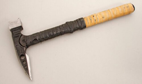 United Cutlery M48 Tactical War Hammer with Leather Wrap handle material - Obverse Side - Item #KLC14052