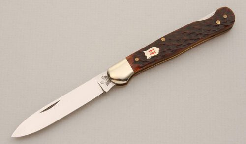 Kissing Crane Lockback with Brown Jigged Bone handle material - Obverse Side - Item #KLC14169