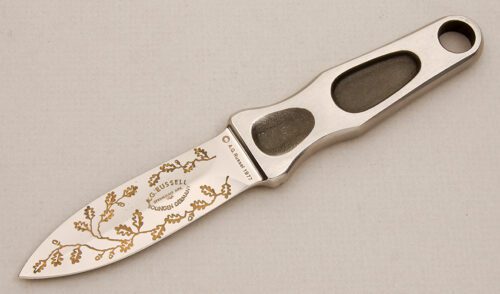 A.G. Russell 1977 Sting with Satin Finish Stainless Steel handle material - Obverse Side - Item #KLC14211