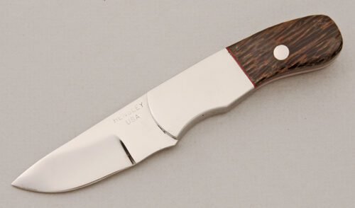 Wayne Hensley 3 Finger Skinner with Black Palmwood Scales handle material - Obverse Side - Item #KLC14580
