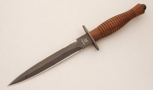 Fox Cutlery Sykes-Fairbairn WWII Commando with Walnut Handle handle material - Obverse Side - Item #KLC14749