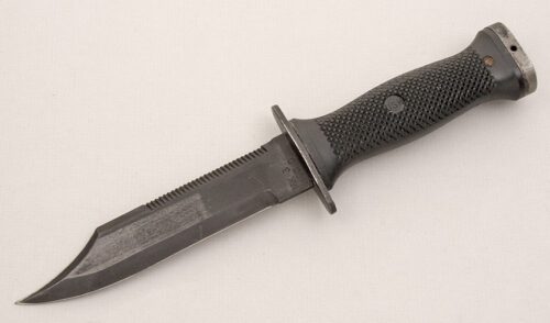 Ontario Knife Co. MK 3 U.S. Navy Dive Knife with Formed Plastic Handle handle material - Obverse Side - Item #KLC14863