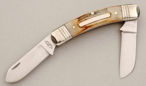 A.G. Russell Gents Carver with Burnt White Tail Scales handle material - Obverse Side - Item #KLC14944