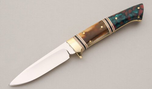 R.W. Wilson Hunter with Giraffe Bone/Synthetic Scales handle material - Obverse Side - Item #KLC15024