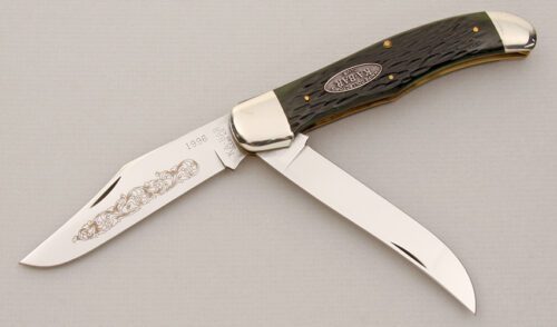 Ka-Bar Knives 1996 Collector's Club Knife with Green Jigged Bone Scales handle material - Obverse Side - Item #KLC15074