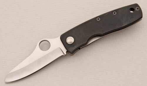 Spyderco Knives C19P Terzuola Junior with Black Aluminum Frame handle material - Obverse Side - Item #KLC15088