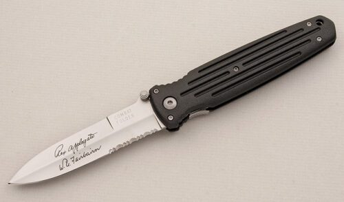 Gerber Knives Applegate/Fairbairn Combat with FRN Frame handle material - Obverse Side - Item #KLC15089
