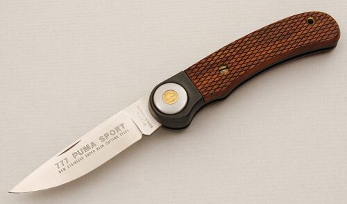 Puma Knives 777 Sport Folder with Checkered Walnut Scales handle material - Obverse Side - Item #KLC15355