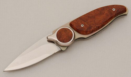 Hiro Knives Rotating Button Lock Folder with Chinese Quince Burl Scales handle material - Obverse Side - Item #KLC15614
