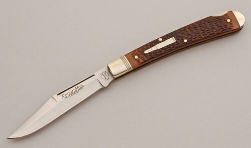 Remington Knives Large Folding Hunter with Brown Jigged Delrin Scales handle material - Obverse Side - Item #KLC15808