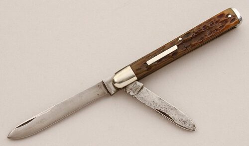 Schrade Cutlery Doctor's Knife with Brown Jigged Bone Scales handle material - Obverse Side - Item #KLC15821