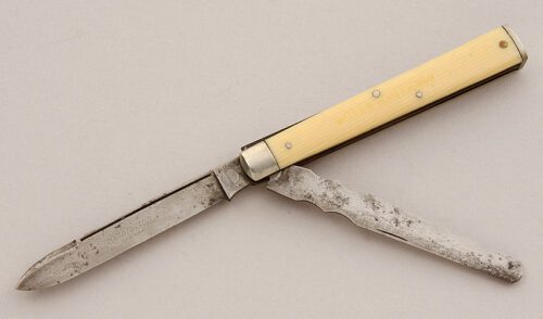 Remington Knives Doctor's Knife with Ivory Celluloid Scales handle material - Obverse Side - Item #KLC15830