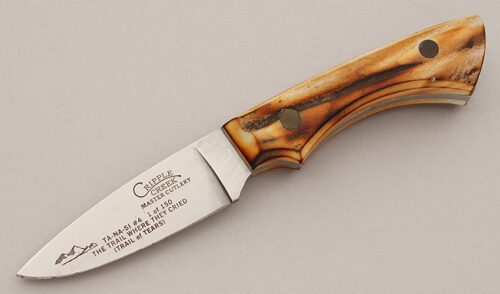 Cripple Creek Cutlery Ta-Na-Si #4 Commemorative with Burnt Stag Scales handle material - Obverse Side - Item #KLC15877