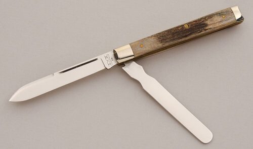 Schatt & Morgan Doctor's Knife with Stag Scales handle material - Obverse Side - Item #KLC15965