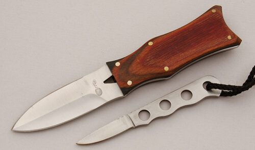 United Cutlery Boot Knife with Laminated Wood Scales handle material - Obverse Side - Item #KLC15980