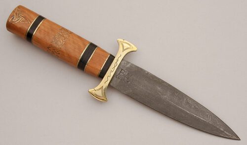 Unknown Maker Celtic Infinity Dagger with Exotic Wood Handle handle material - Obverse Side - Item #KLC16078