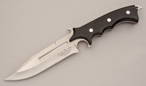 United Cutlery Gil Hibben Legacy Bowie with Black Pakkawood Scales handle material - Obverse Side - Item #KLC16079