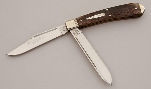 Remington Knives R293 Silver Bullet Trapper with Brown Jigged Bone Scales handle material - Obverse Side - Item #KLC16099