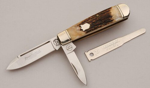 Remington Knives 75th Anniversary Trapper with Stag Scales handle material - Obverse Side - Item #KLC16105