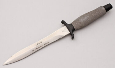 with handle material - Obverse Side - Item # KLC18068