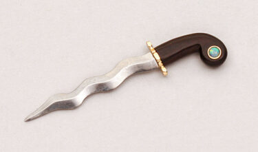 with handle material - Obverse Side - Item # KLC19029